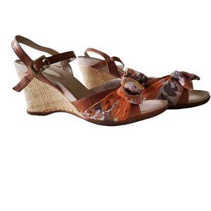 ROCKPORT BROWN FLORAL BOW WEDGE SANDALS Size 9.5